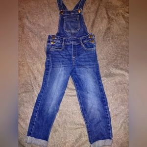 Girls Old Navy overalls Size 5t
